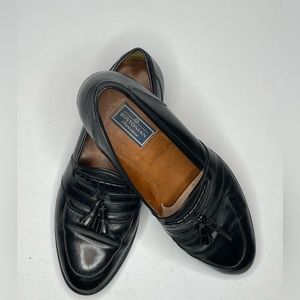 Bostonian size 10 Loafer Black